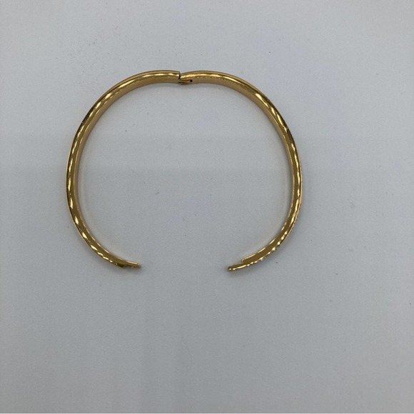 PAVE RHINESTONES AND SCREW DETAIL HINGED BANGLE BRACELET- GOLD-TONE- CLA… - Picture 5 of 7